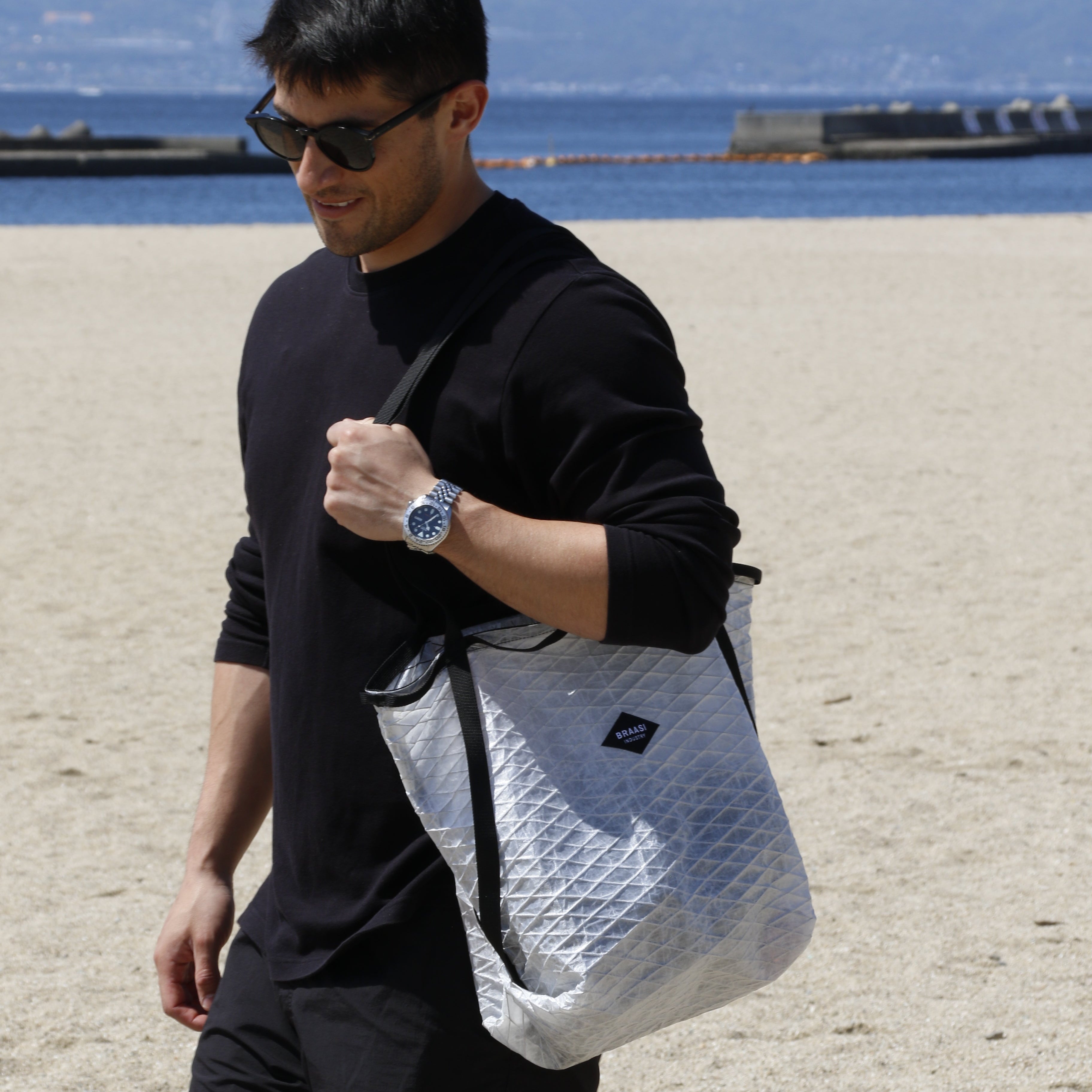 UX10 Tote｜BRAASI INDUSTRY X-Pac・Dyneema軽量トートバッグ – Tsuda